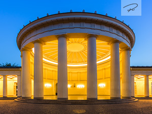 Elisenbrunnen Aachen zur blauen stunde