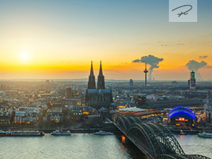 Köln Skyline zum Sonnenuntergang