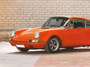 Aachen, Germany, June 14, 2013: Arranged Street shot of an historic Porsche 911.  : Stockfoto oder Stockvideo und Fotos, Bilder, Stockmedien von rcfotostock | RC-Photo-Stock