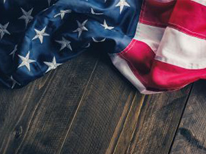 American USA flag on wood background : Stockfoto oder Stockvideo und Fotos, Bilder, Stockmedien von rcfotostock | RC-Photo-Stock
