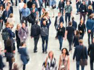 blurred Large crowd of people : Stockfoto oder Stockvideo und Fotos, Bilder, Stockmedien von rcfotostock | RC-Photo-Stock 