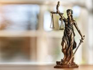 Lady Justice Statue : Stockfoto oder Stockvideo und Fotos, Bilder, Stockmedien von rcfotostock | RC-Photo-Stock