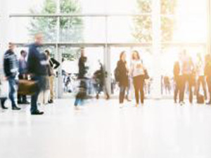 large crowd of anonymous blurred people at a trade show hall : Stockfoto oder Stockvideo und Fotos, Bilder, Stockmedien von rcfotostock | RC-Photo-Stock