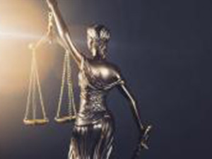 The Statue of Justice - lady justice or Iustitia / Justitia the Roman goddess of Justice, banner size : Stockfoto oder Stockvideo und Fotos, Bilder, Stockmedien von rcfotostock | RC-Photo-Stock