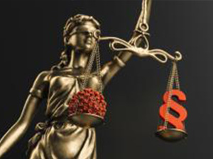 The Statue of Justice - lady justice or Iustitia / Justitia the Roman goddess of Justice with coronavirus covid-19 in scale - law concept image : Stockfoto oder Stockvideo und Fotos, Bilder, Stockmedien von rcfotostock | RC-Photo-Stock